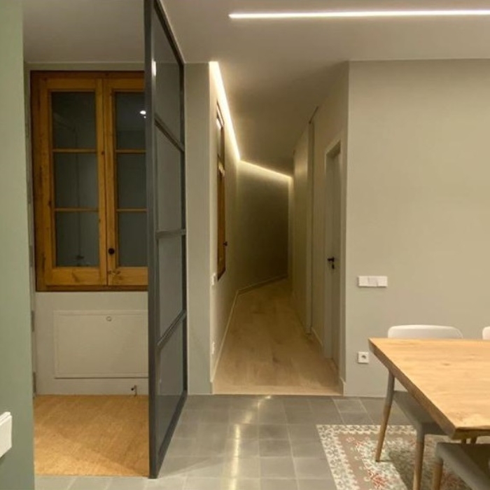 Reforma interior d’habitatge al carrer Consell de Cent 1 Reforma interior d’habitatge al carrer Consell de Cent per CEB Arquitectes